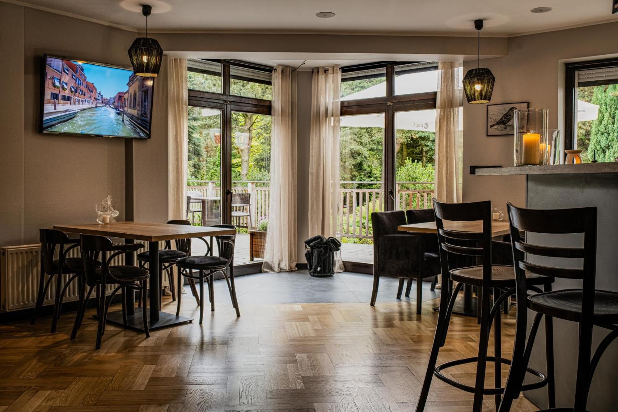 Hotel I Restauracja Czarny Kos Борково Екстериор снимка